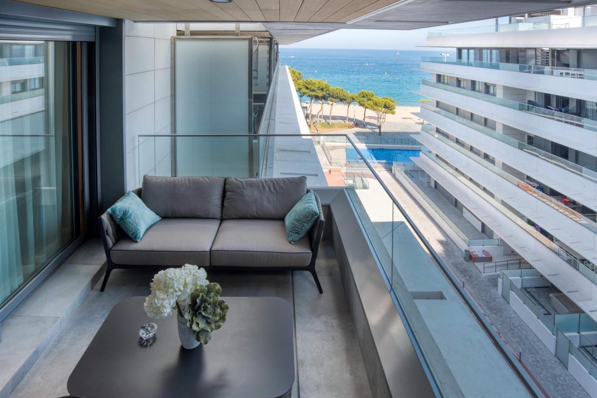 Penthouse On The First Line Apartment Platja d'Aro Exterior photo